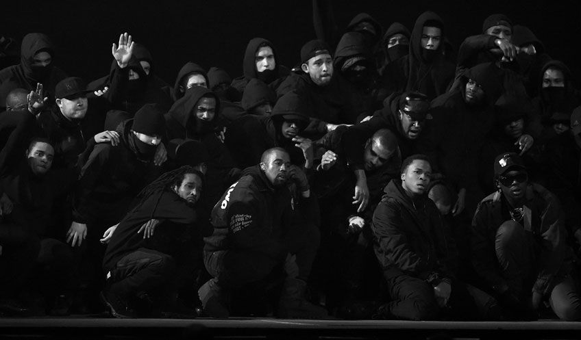 Kanye West, uživo na Brits