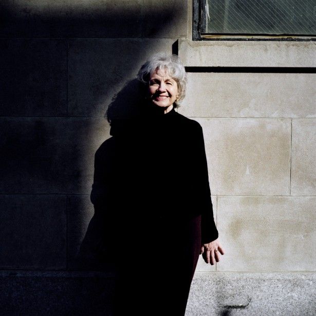 AliceMunro-1024x1024