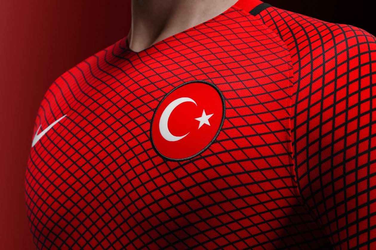 turkey-euro-2016-kit-3
